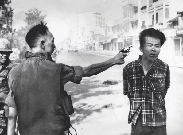 Des images comme celles-ci vont contribuer à faire basculer l’opinion américaine contre la guerre