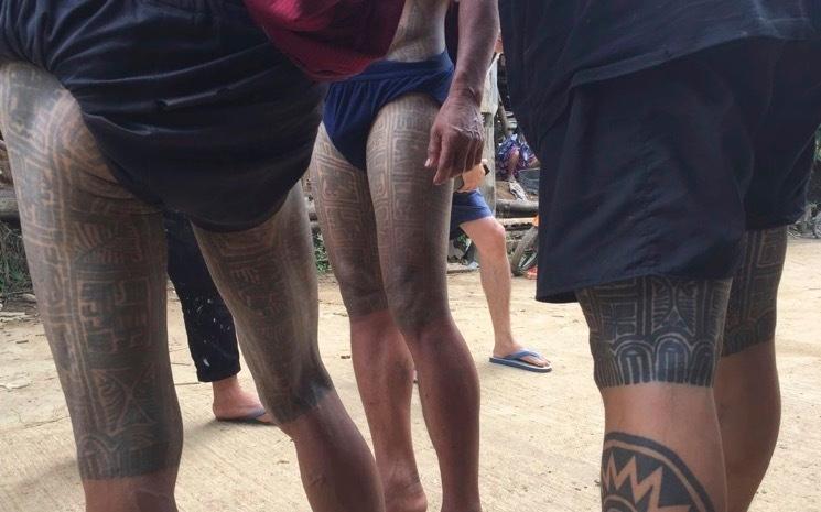 Photo de jambes tatouees a Chiang Mai