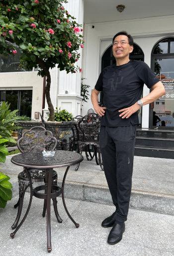 Hiroshi Ota est un japonais expatrié au Vietnam qui habite à Hô Chi Minh-Ville