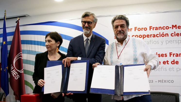 En 2023, l’Ambassade de France au Mexique avait organisé un Forum Franco-Mexicain sur la coopération universitaire et scientifique.