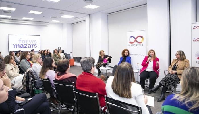 table ronde sur le leadership féminin