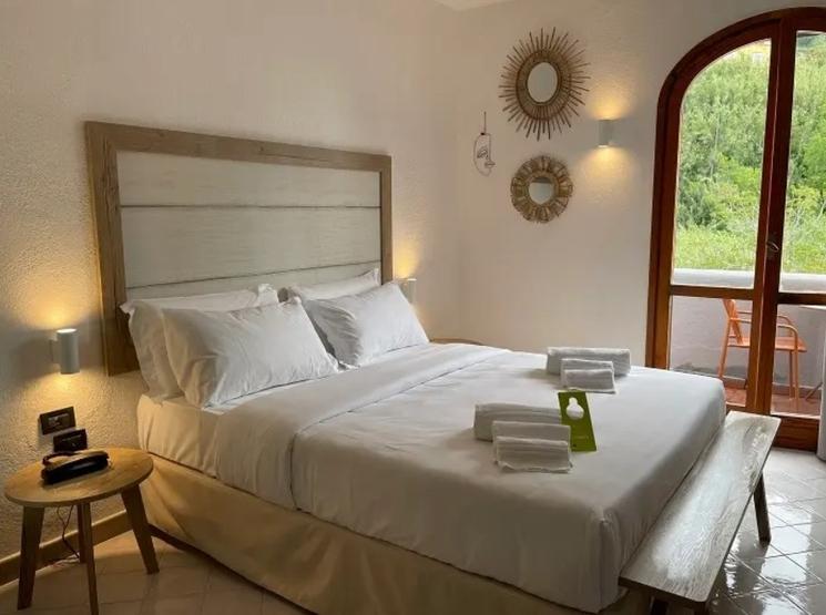 Chambre avec lit double hôtel Ischia