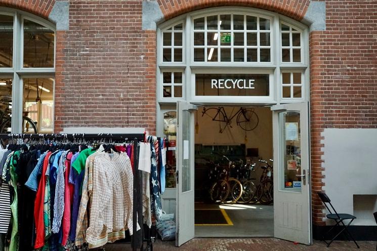 Ecologie magasin consommation friperie
