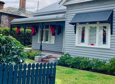 Maison décorée à l'occasion de la finale de Footy