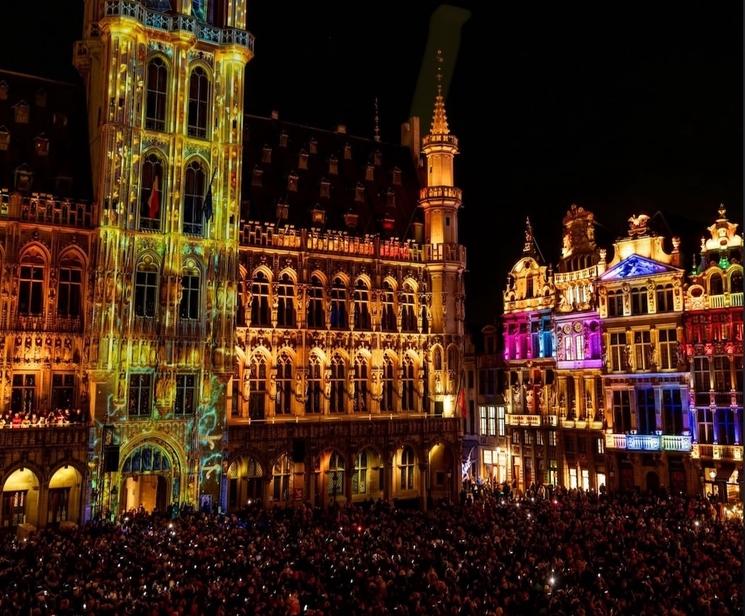 marche Bruxelles plaisirsdhiver soir place