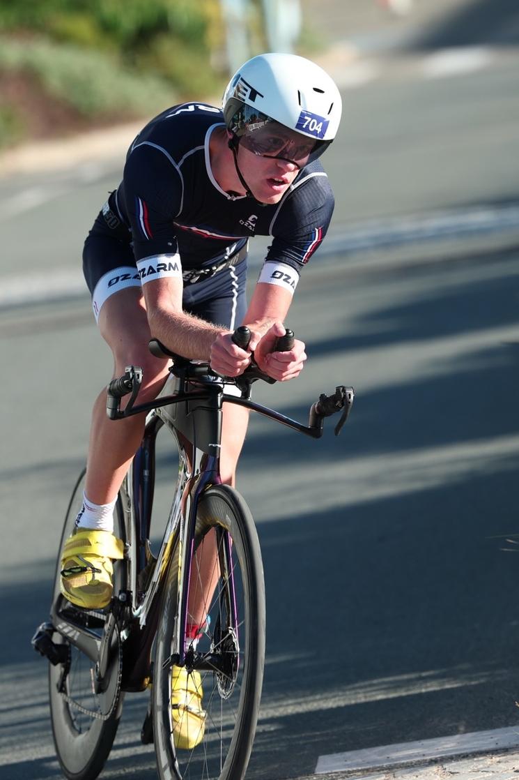 Mathéo sur son vélo