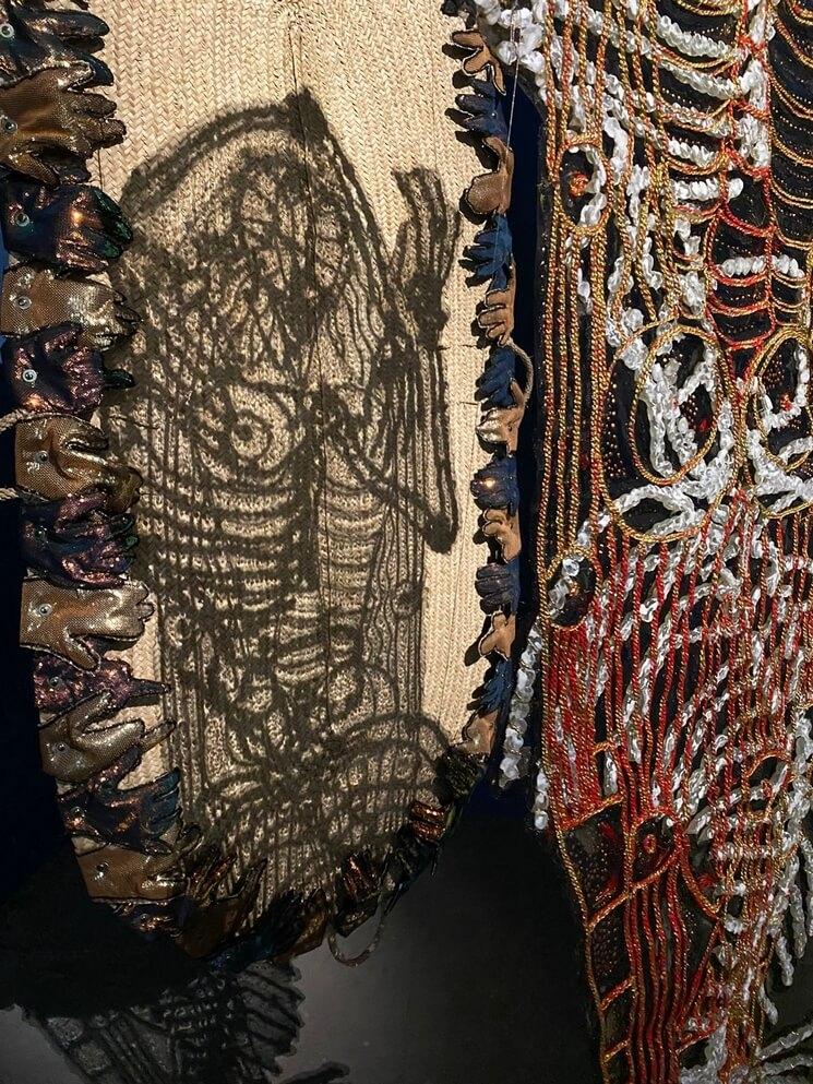 meriem bouderbala detail broderie talan expo tunis.jpg (554.05 Ko)
