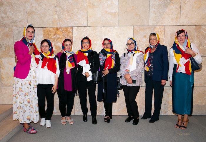 toutes se mettent le foulard de mujeres avenir