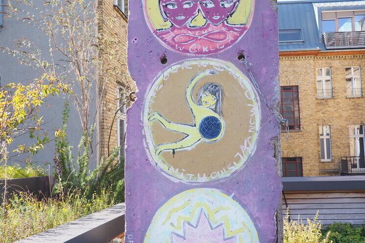 Morceau du mur de berlin sur le rooftop de chaussee 36