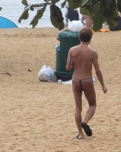 Homme en string Hong Kong