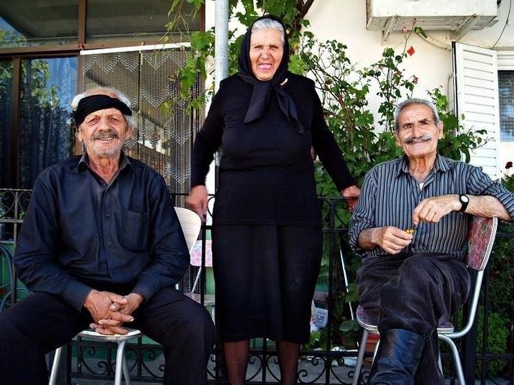 noir la couleur de Grèce