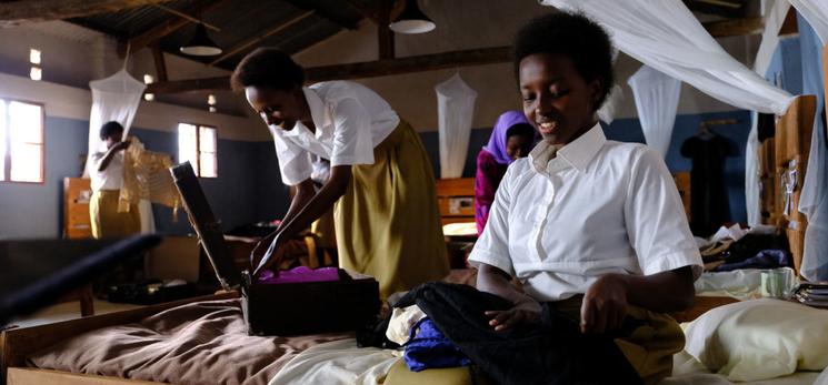 Dans l'internat de Notre-Dame du Nil, des jeunes filles étudient pour devenir l'élite du Rwanda