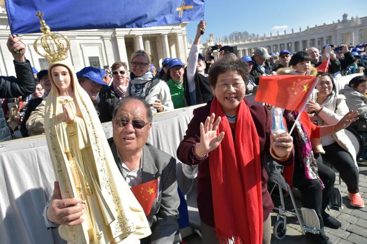 touristes-chinois-chrétiens-vatican
