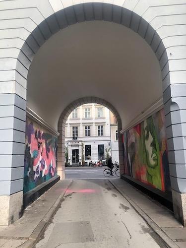 street art Copenhague West End passage