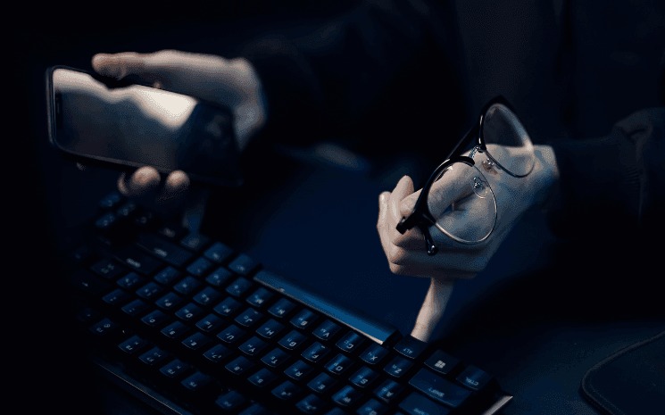 Les clones de sites de réservation, phishing et smishing, l'une des arnaques aux Etats-Unis