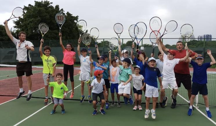 enfants au tennis
