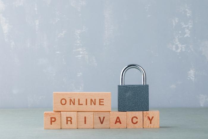 un cadenas symbolisant la online privacy