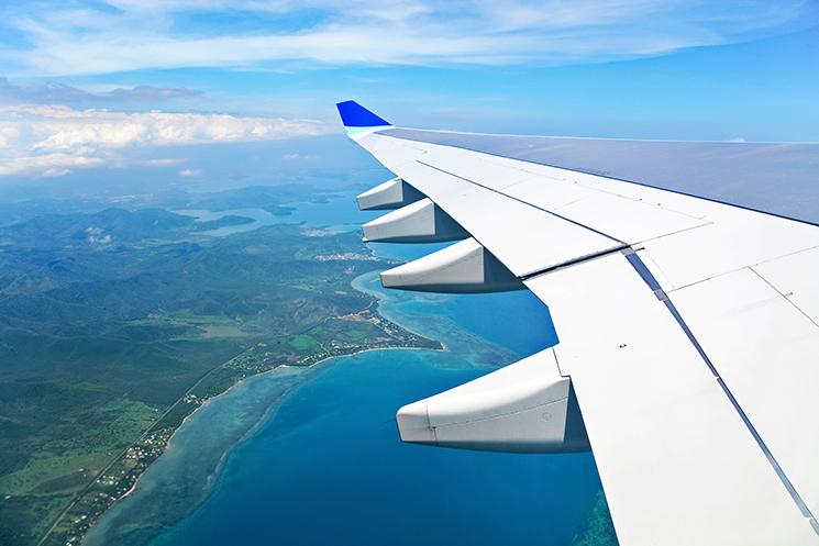 rejoindre les ilots en nouvelle calédonie par avion