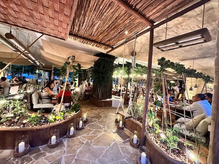 intérieur de Begin restaurant à valencia