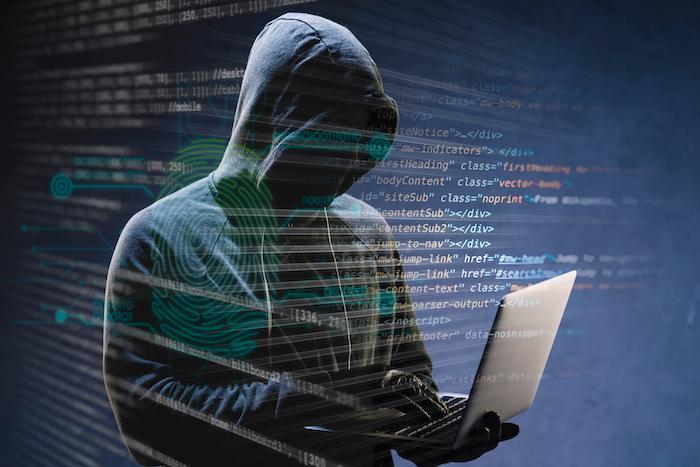 un hacker qui fait une cyber attaque