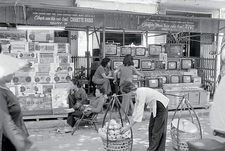 Saigon au Vietnam en 1985 et la valeur de la monnaie