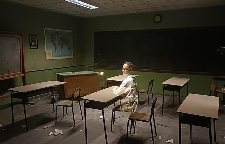 salle de classe abandonnée