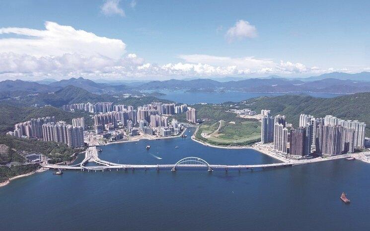 Marche pont Tseung Kwan O Hong Kong