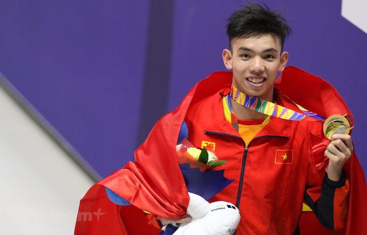 Sportif en natation : Nguyên Huy Hoàng
