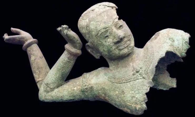 statue du Vishnu couché