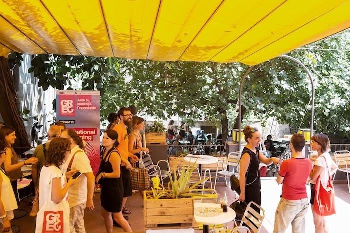 terrasse de l'anticteatre à Barcelone