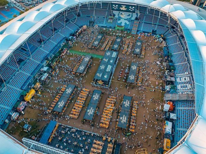 le stade de The Champions Burger à Barcelone