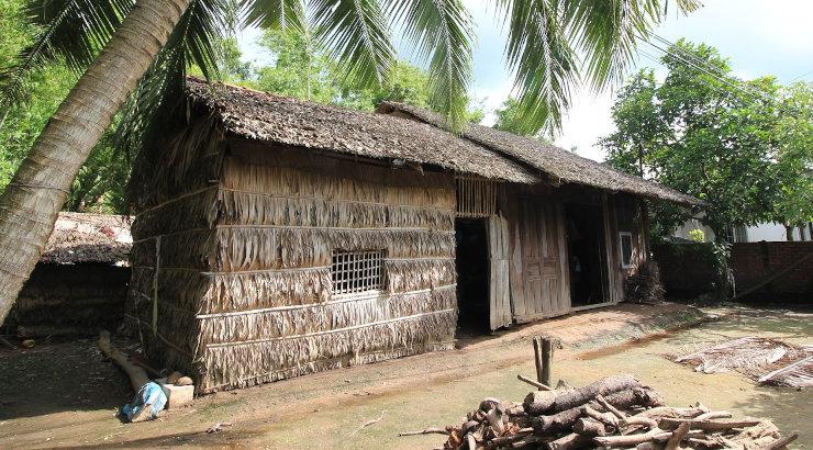 Toiture de maison dans le sud du Vietnam