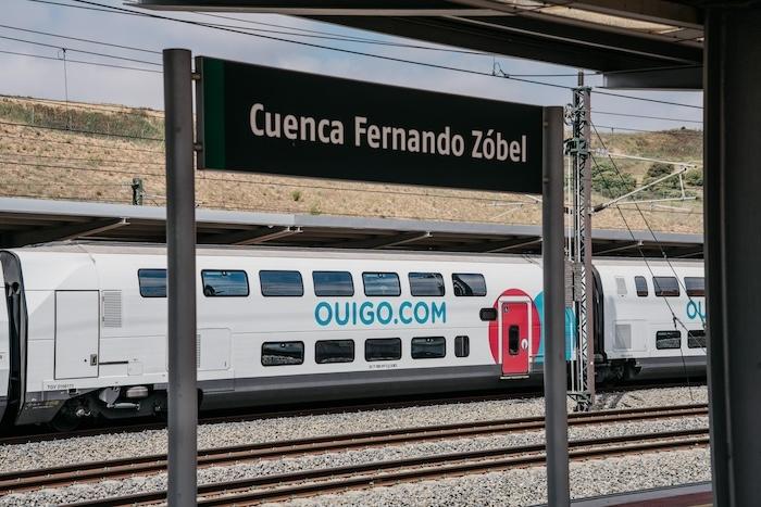 Train Ouigo à la gare de Cuenca