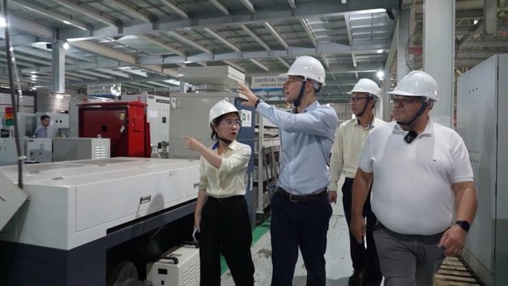 Visite d'usines au Vietnam