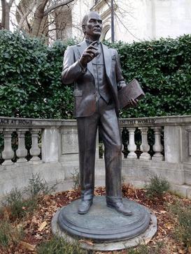 Statue de Mustafa Kemal Atatürk à Sheridan Circle, Washington D.C.