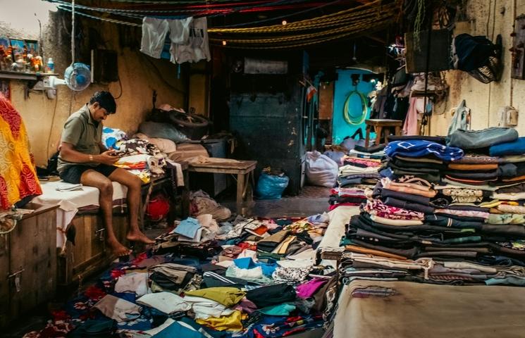 usine de fast fashion