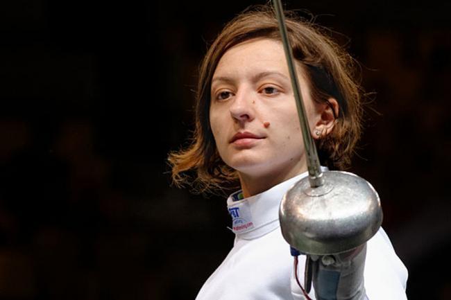 olimpiada-ana-maria-popescu-medalia-de-aur-e-a-copiilor-care-ne-au-ajutat-la-antrenamente-18545970