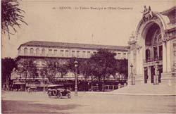 Hotel Continental et théatre municipal de Saigon