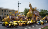 Elephant-couronnement-Thailande