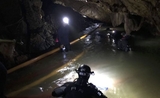 plongeur belge grotte thailande