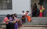 étudiants yangon university en Birmanie