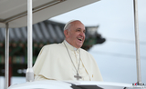 Le pape François en Papamobile lors de son Voyage en Corée du Sud en 2014
