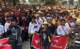 manifestation contre la centrale au charbon de Tigyit, en Birmanie