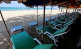 Les plages de Thailande desertees des touristes en raison de la crise du Covid