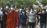 protestations dimanche 2 mai birmanie moines