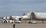 Des avions à l'aéroport de Phnom Penh