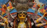 une statue de Durga