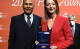 L'escrimeuse Ana Maria Popescu reçoit pour la 5ème fois la Coupe du monde de la FIE