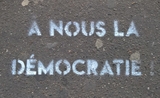 Graffiti A nous la democratie