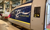 Eurostar train qui arrive en gare de Paris Nord